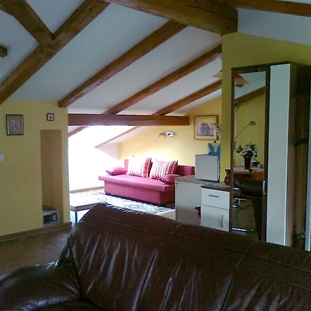 Apartma 